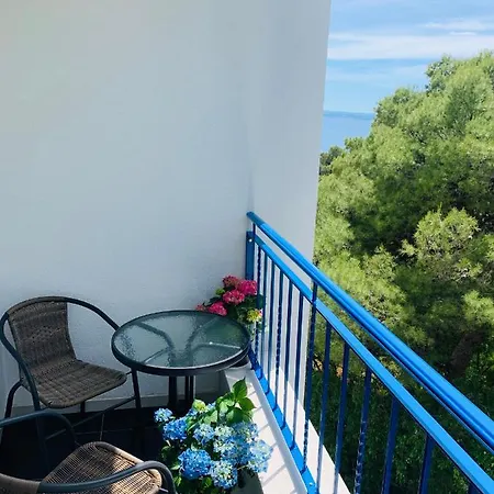 Elu Iris فندق سبليت