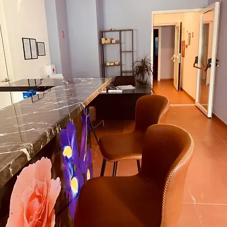 Elu Iris Hotel